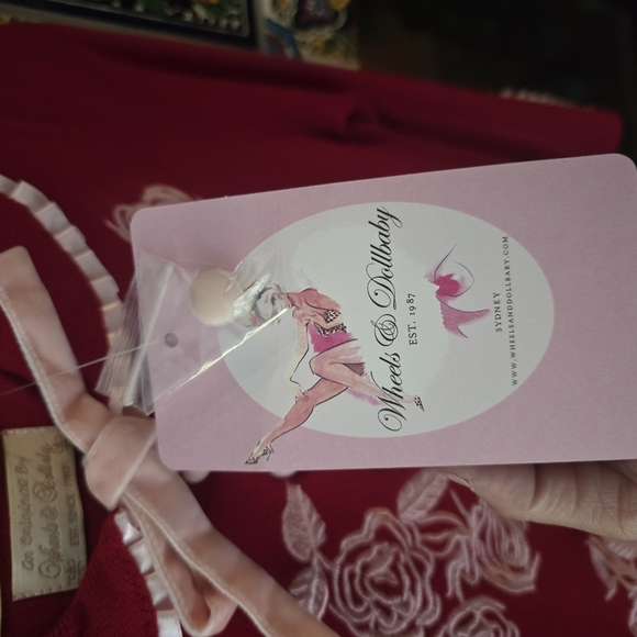 Red Cardigan with White Floral Embroidery - Picture 3 of 5